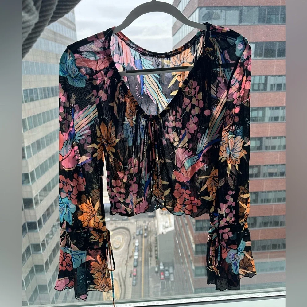 Free People Of Paradise Bell Sleeve Top - Picture 4 of 6